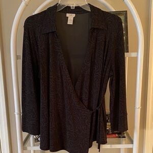 Fabulous wrap blouse w/ tie brown & black design